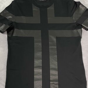 GIVENCHY CROSS UK LOGO ( LIMITED EDITION )